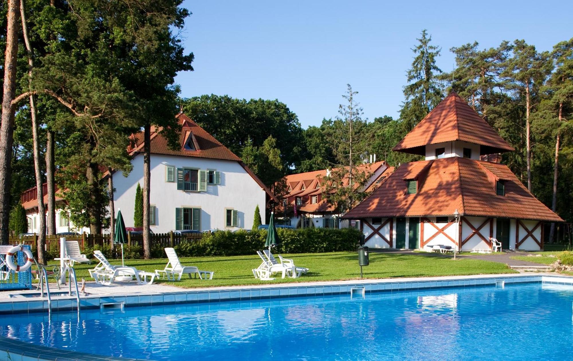 Abbazia Country Club Hotel Nemesnep Exterior photo